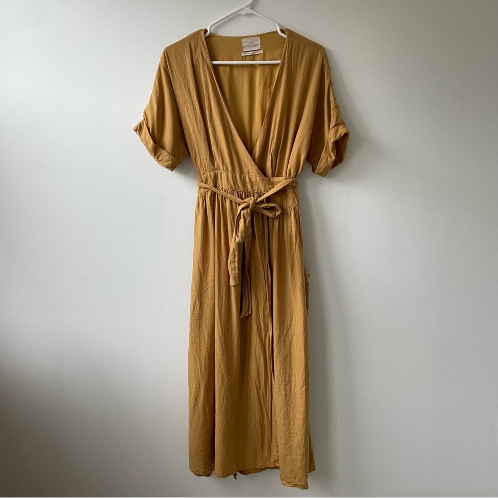 Urban Outfitters Linen Midi Dress - Mustard / Small